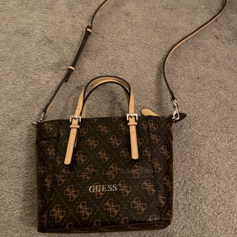 Guess shoulder bag